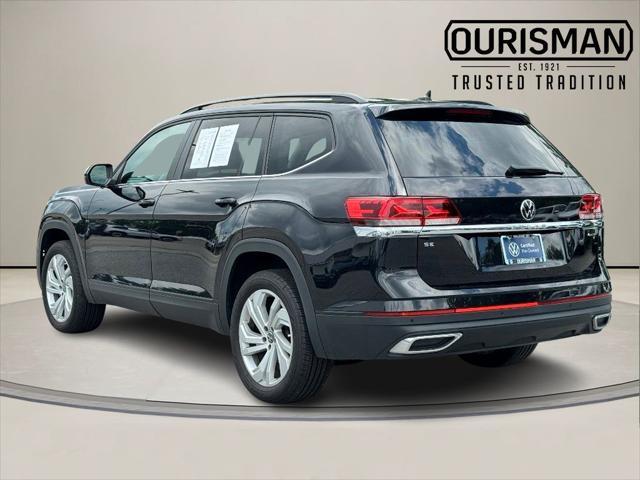 Photo of 2023 Deep Black Volkswagen Atlas
