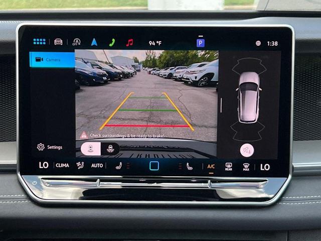 Photo of 2025 White Pearl Volkswagen Tiguan