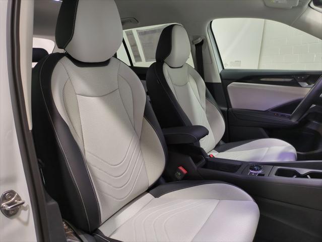 Photo of 2025 Pure White Volkswagen Tiguan