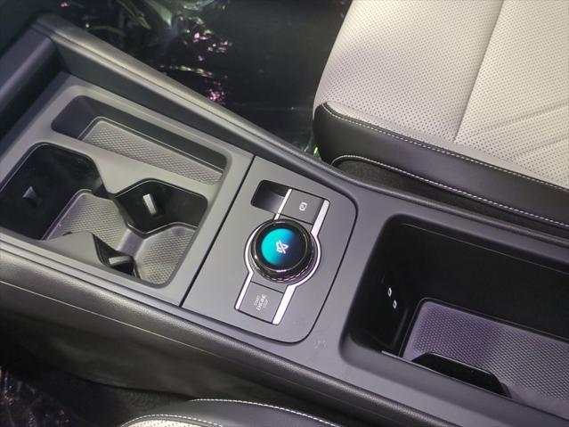 Photo of 2025 Pure White Volkswagen Tiguan