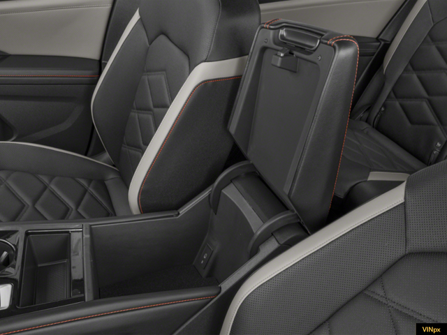 Photo of 2025 Pure White Volkswagen Atlas