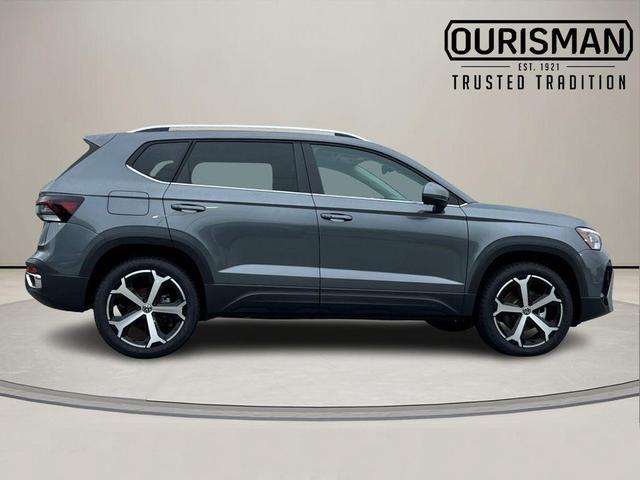 Photo of 2025 Platinum Volkswagen Taos
