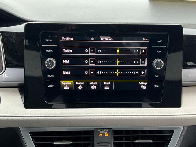 Photo of 2025 Platinum Volkswagen Taos