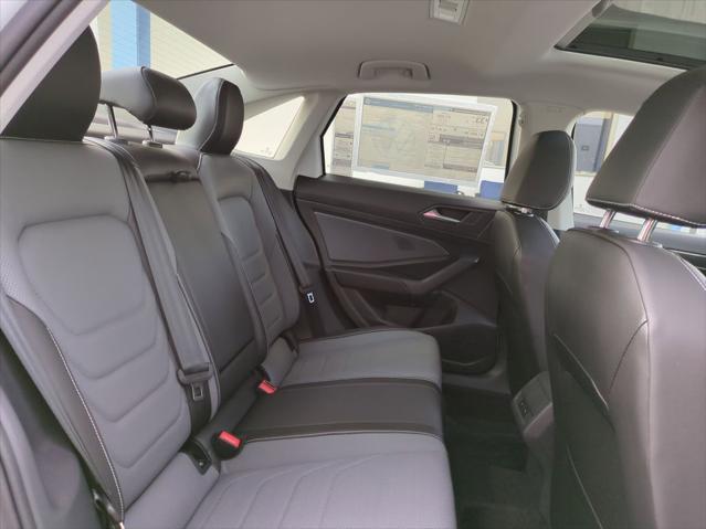 Photo of 2025 White Pearl Volkswagen Jetta