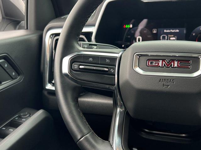 Photo of 2024 Summit White GMC Canyon