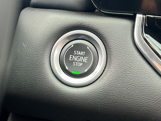 Photo of 2024 Summit White GMC Canyon