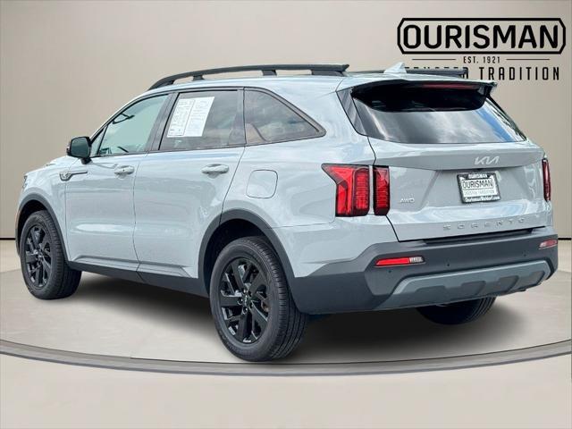 Photo of 2022 Wolf Gray Kia Sorento