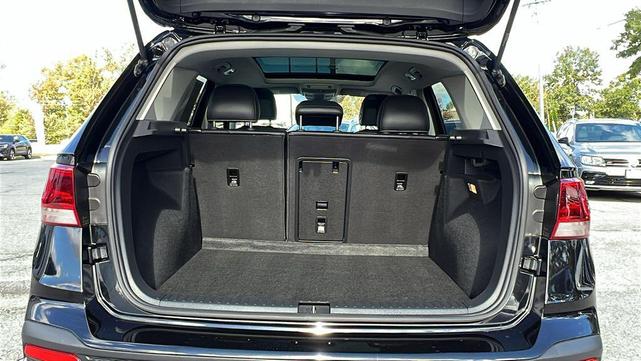 Photo of 2023 Deep Black Volkswagen Taos