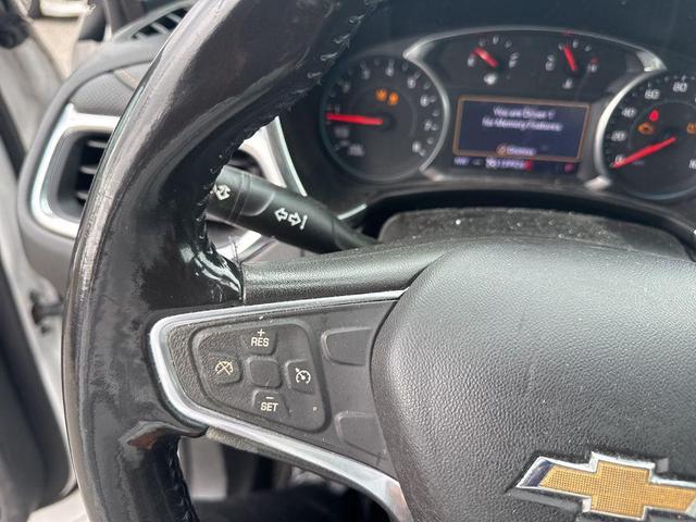 Photo of 2019 Silver Ice Metallic Chevrolet Equinox
