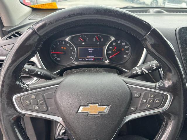 Photo of 2019 Silver Ice Metallic Chevrolet Equinox