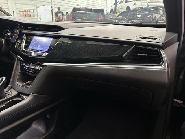 Photo of 2020 Stellar Black Metallic Cadillac XT6