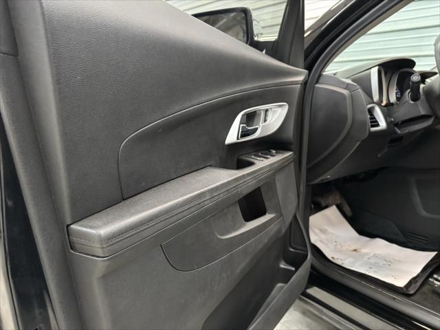 Photo of 2017 Black Chevrolet Equinox