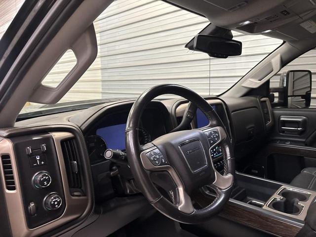 Photo of 2017 Onyx Black GMC Sierra 3500
