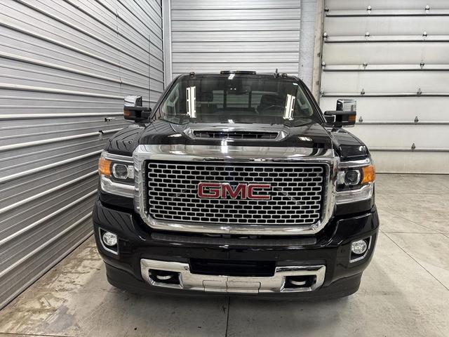 Photo of 2017 Onyx Black GMC Sierra 3500