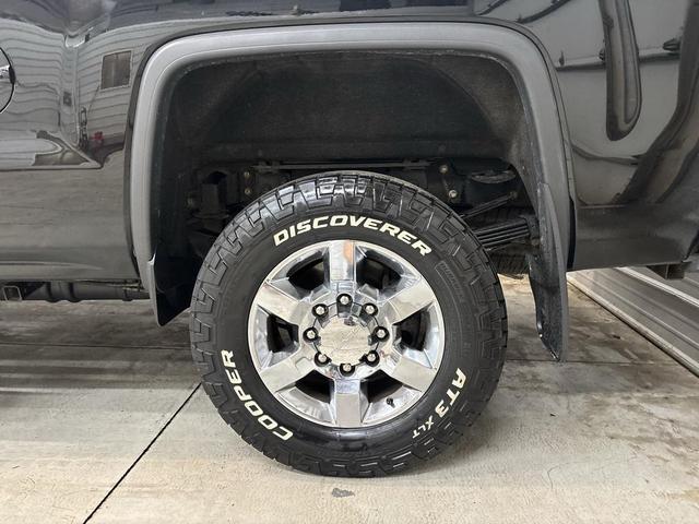 Photo of 2017 Onyx Black GMC Sierra 3500
