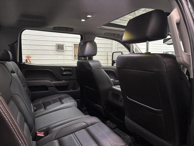 Photo of 2017 Onyx Black GMC Sierra 3500