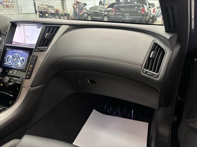 Photo of 2018 Black Obsidian INFINITI Q50