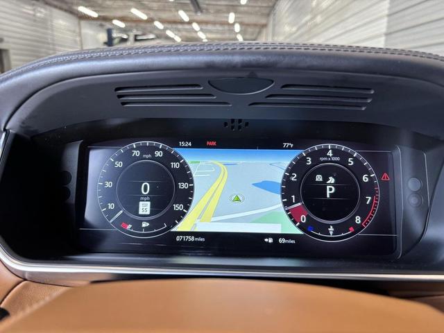 Photo of 2018 White Land Rover Range Rover Sport