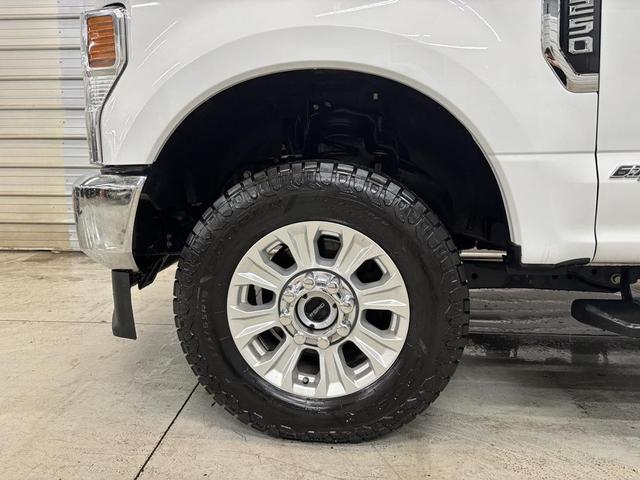 Photo of 2022 Oxford White Ford F-250