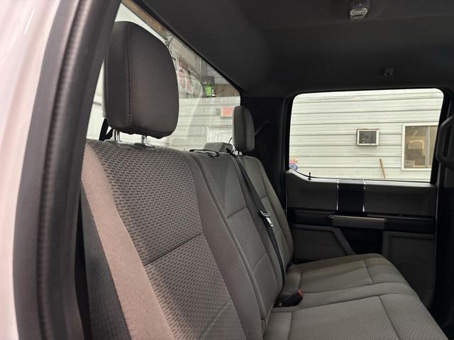 Photo of 2022 Oxford White Ford F-250