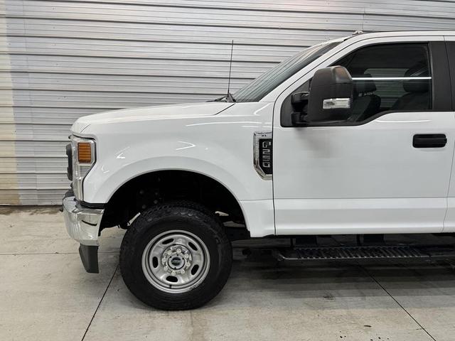 Photo of 2022 Oxford White Ford F-250