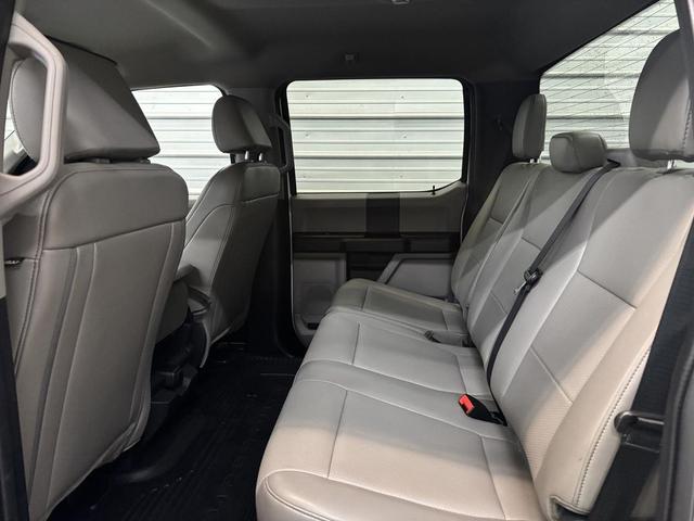 Photo of 2022 Oxford White Ford F-250