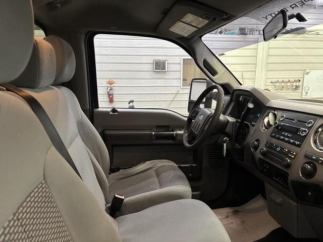 Photo of 2011 Dark Blue Pearl Metallic Ford F-350