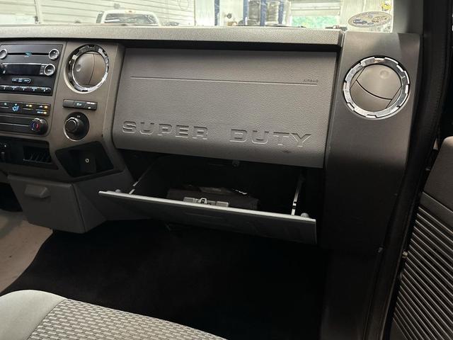 Photo of 2011 Dark Blue Pearl Metallic Ford F-350