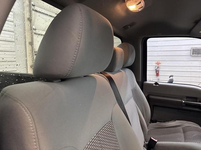 Photo of 2011 Dark Blue Pearl Metallic Ford F-350