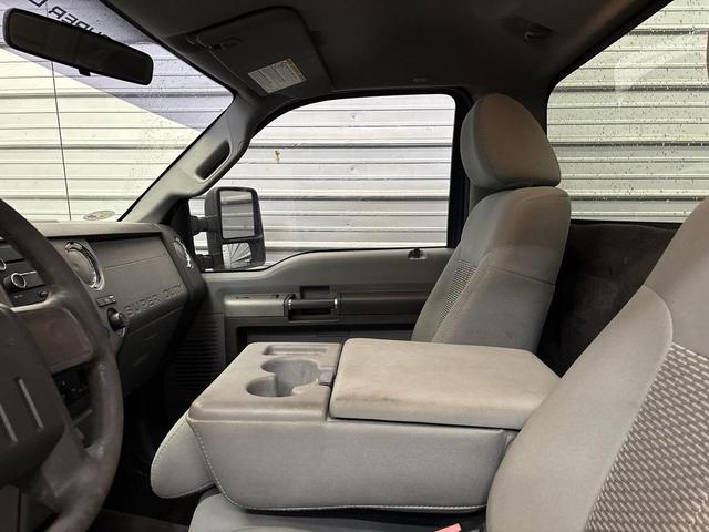 Photo of 2011 Dark Blue Pearl Metallic Ford F-350
