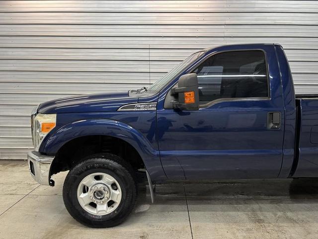 Photo of 2011 Dark Blue Pearl Metallic Ford F-350