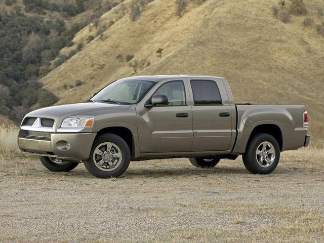 2006 Mitsubishi Raider