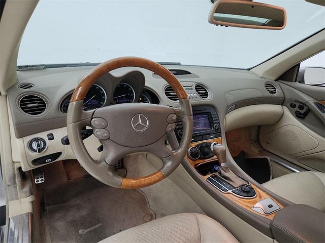 Photo of 2007 Gold Mercedes-Benz SL-Class