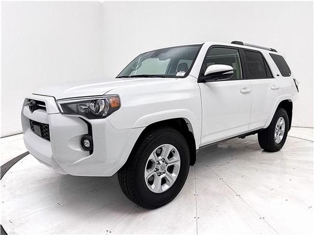 Photo of 2022 White Toyota 4Runner