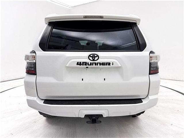 Photo of 2022 White Toyota 4Runner