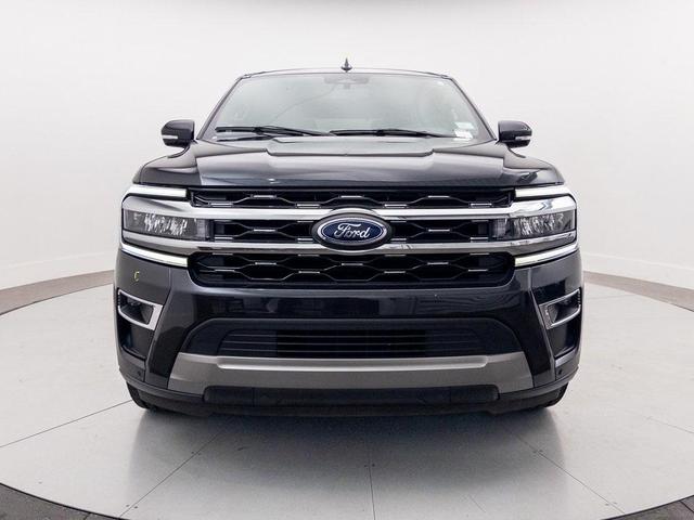 Photo of 2023 Dark Matter Metallic Ford Expedition