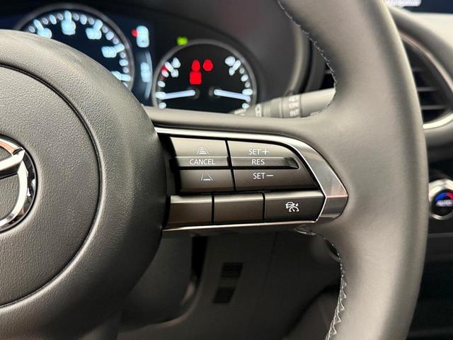 Photo of 2025 Platinum Mazda Mazda3