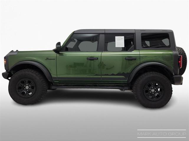 Photo of 2022 Green Metallic Ford Bronco