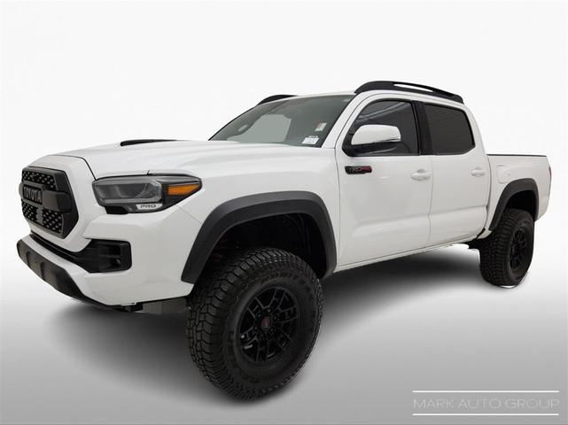 Photo of 2021 White Toyota Tacoma