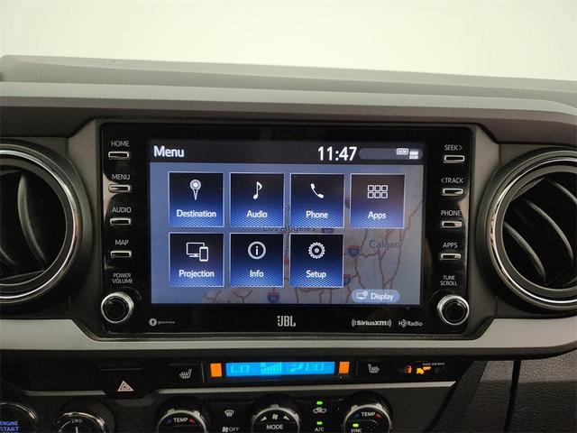Photo of 2021 White Toyota Tacoma