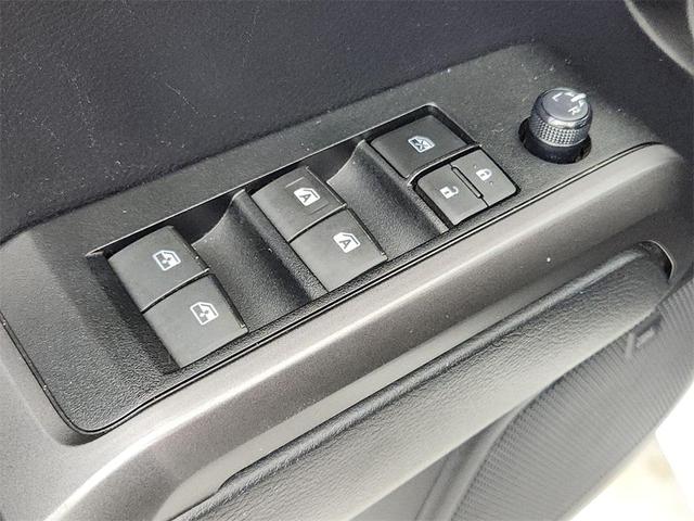 Photo of 2021 White Toyota Tacoma
