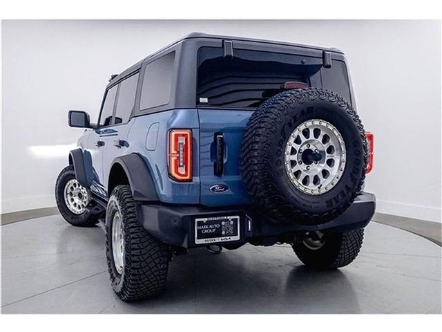 Photo of 2023 Azure Gray Metallic Ford Bronco