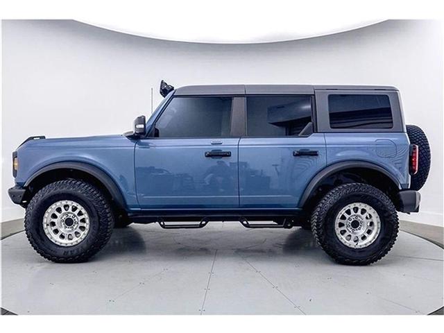 Photo of 2023 Azure Gray Metallic Ford Bronco