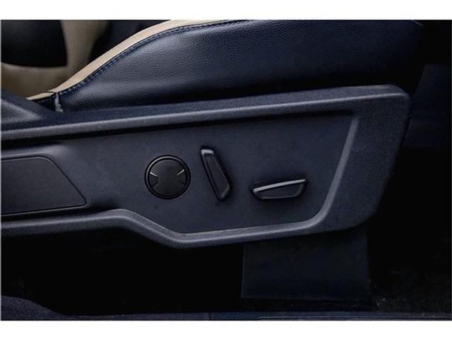 Photo of 2023 Azure Gray Metallic Ford Bronco