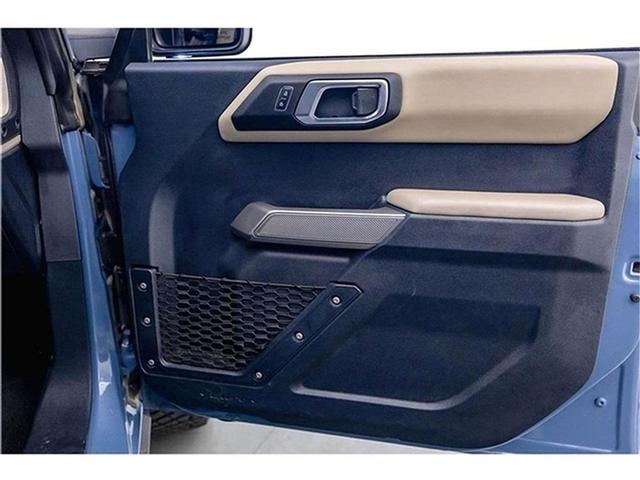 Photo of 2023 Azure Gray Metallic Ford Bronco