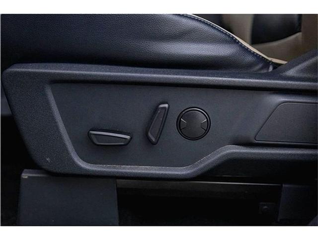 Photo of 2023 Azure Gray Metallic Ford Bronco