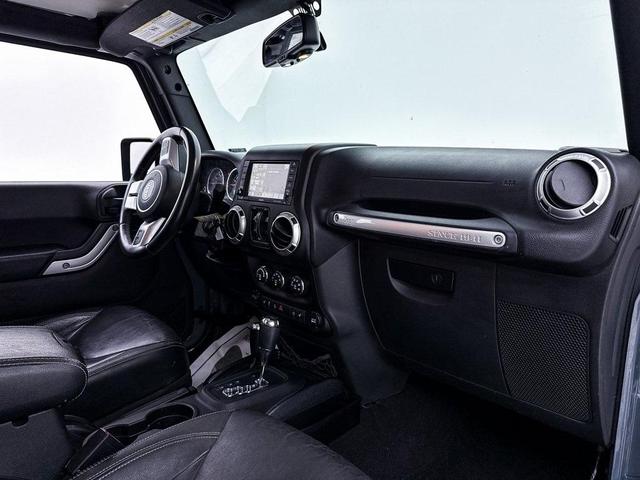 Photo of 2015 Anvil Clearcoat Jeep Wrangler Unlimited