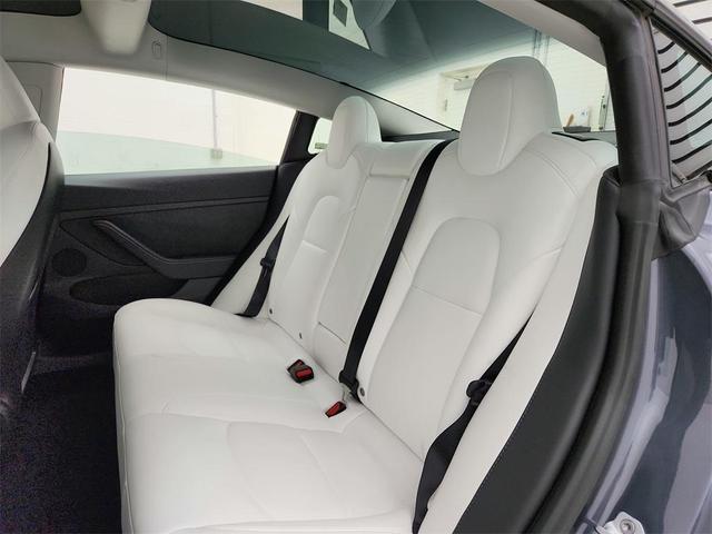 Photo of 2023 Gray Tesla Model 3