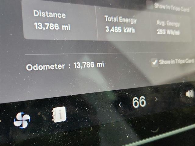 Photo of 2023 Gray Tesla Model 3