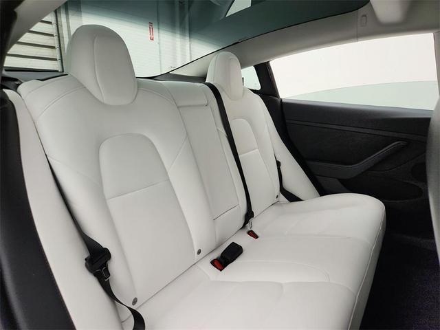 Photo of 2023 Gray Tesla Model 3
